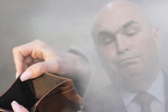 primarii bogate cetateni jecmaniti strategia lui bolojan de a umple pusculita statului prin majorari agresive de impozite 6973ceb9af147