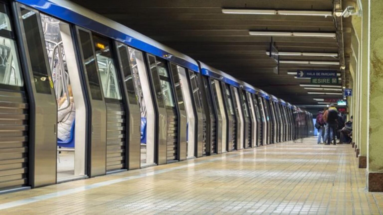 probleme la metrou in prima zi a anului statiile laminorului si straulesti sunt inchise din motive tehnice 695642139083b