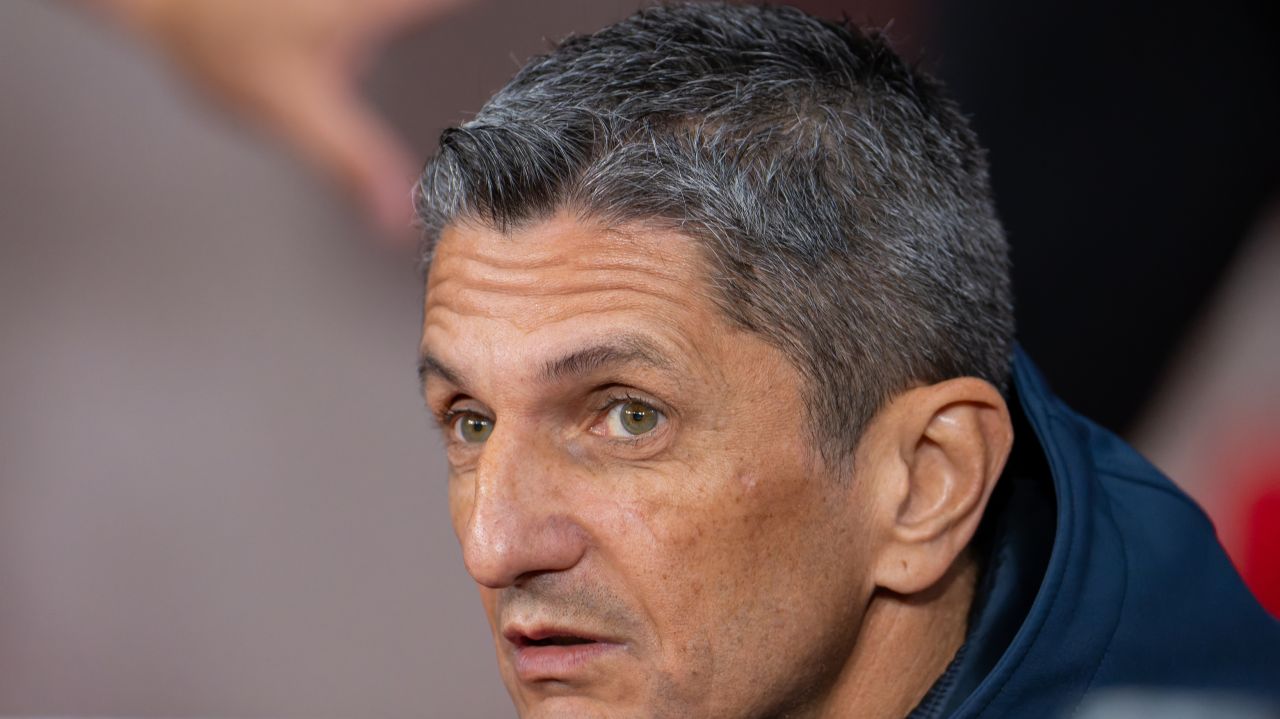 razvan lucescu calificare si bonus urias suma pe care o va incasa paok de la uefa 697389b615c87