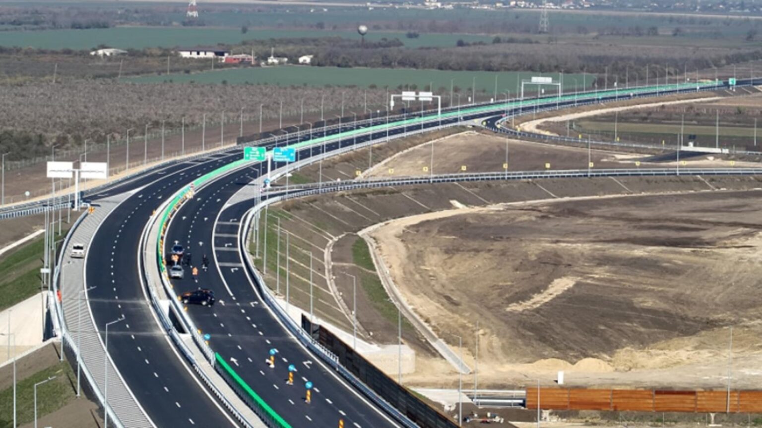 romania aproape de un nou record in infrastructura rutiera peste 280 de kilometri de autostrada ar putea fi inaugurati in 2026 695e60d125b2f