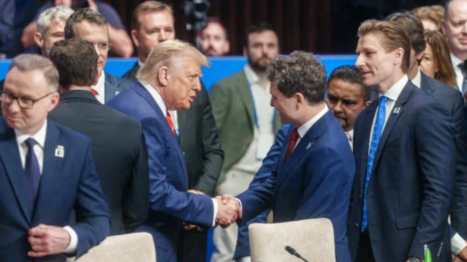 romania invitata de sua sa faca parte din consiliul pentru pace donald trump i a trimis o scrisoare lui nicusor dan 696cc9ed3b062