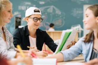 romania pe ultimul loc in europa la numarul studentilor care muncesc in timpul facultatii 69770e671928c