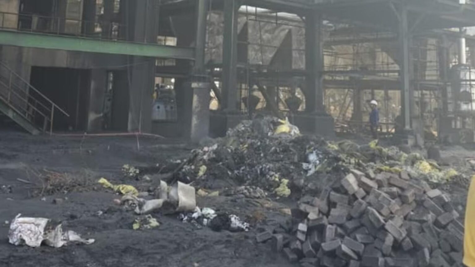 sapte muncitori au murit si alti 10 au fost raniti intr o explozie devastatoare la o otelarie cum s a produs tragedia din india foto 6971e5b91e7ae