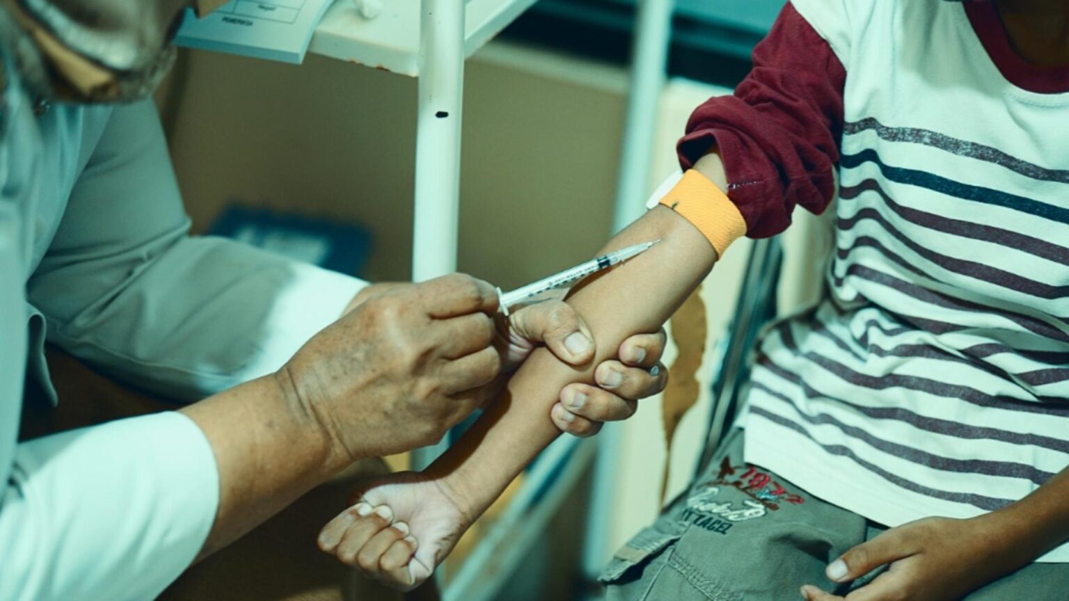 scoala din spital profesorii vor putea preda direct elevilor internati in spitale incepand cu 2026 696fd2d883c2b