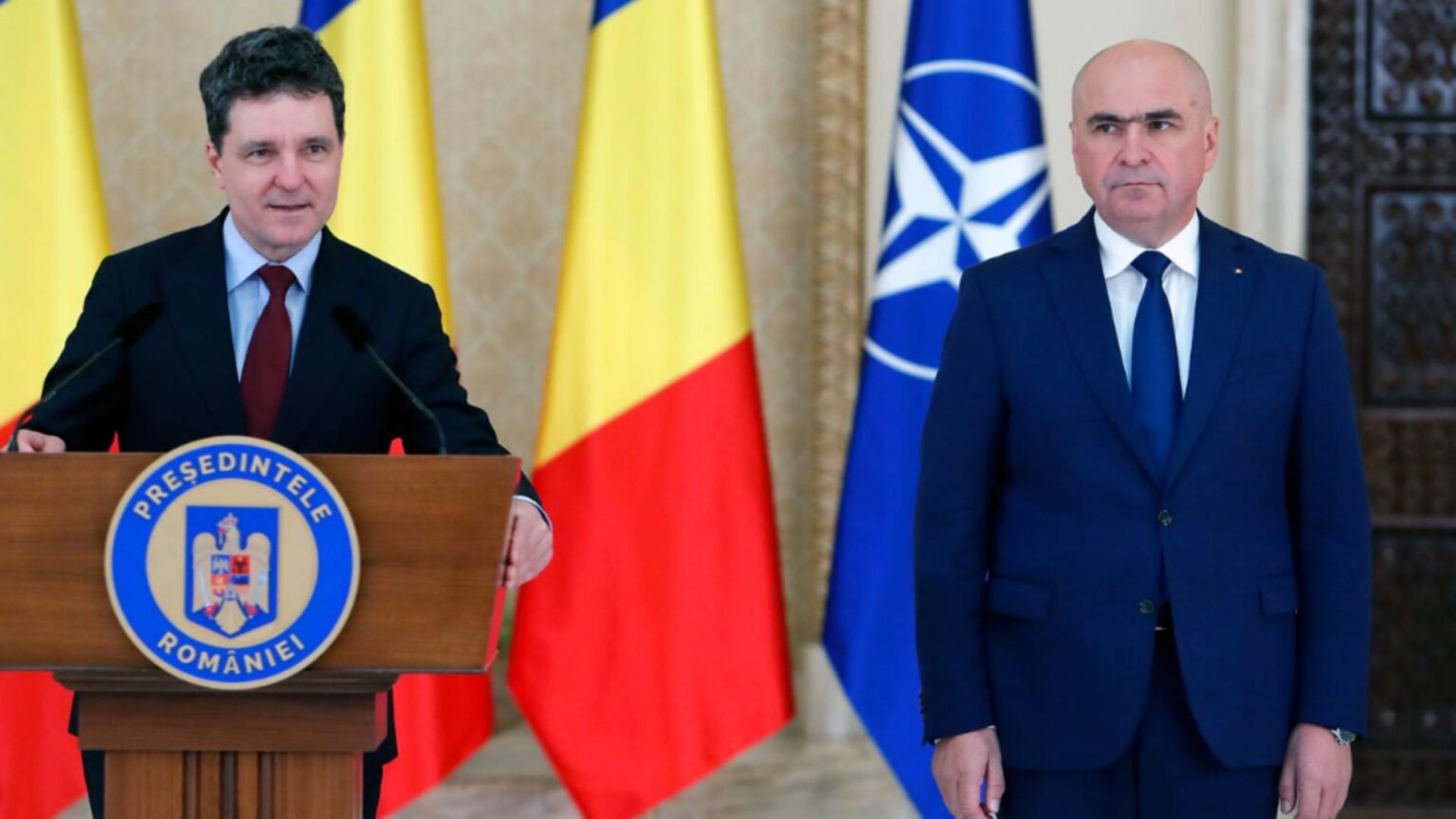 se contureaza suspendarea lui nicusor dan si demisia lui ilie bolojan cate semnaturi s au strans pana in prezent 695b4b3622f0e