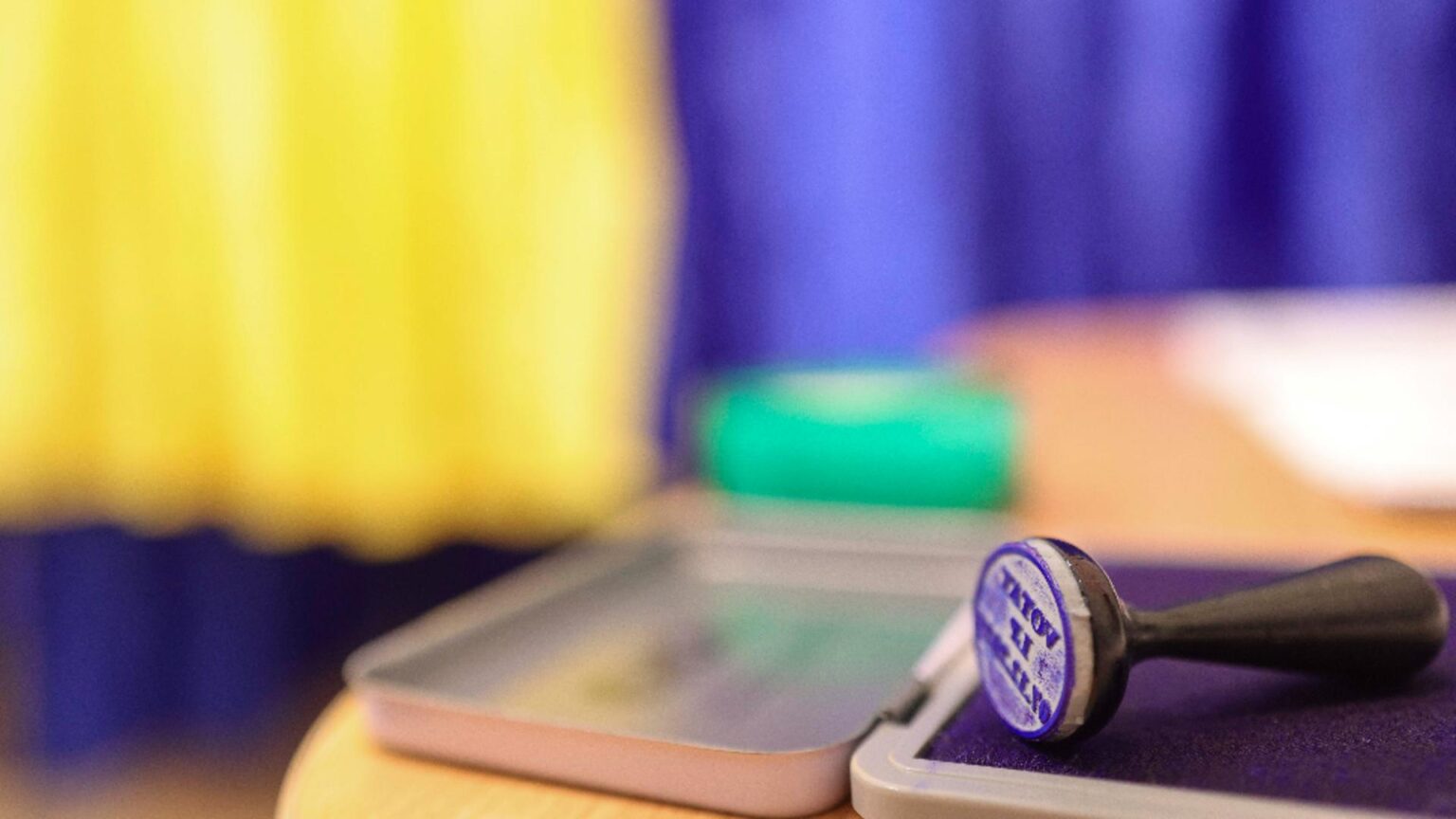 seful aep declaratie socanta sunt aproape 150 000 de persoane trecute de 90 de ani in registrul electoral marea majoritatea probabil nu mai traiesc 6970ad5339f47