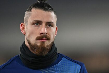 tottenham refuz pentru radu dragusin face parte din planurile lui thomas frank nu pleaca nimeni 696796d3a915c