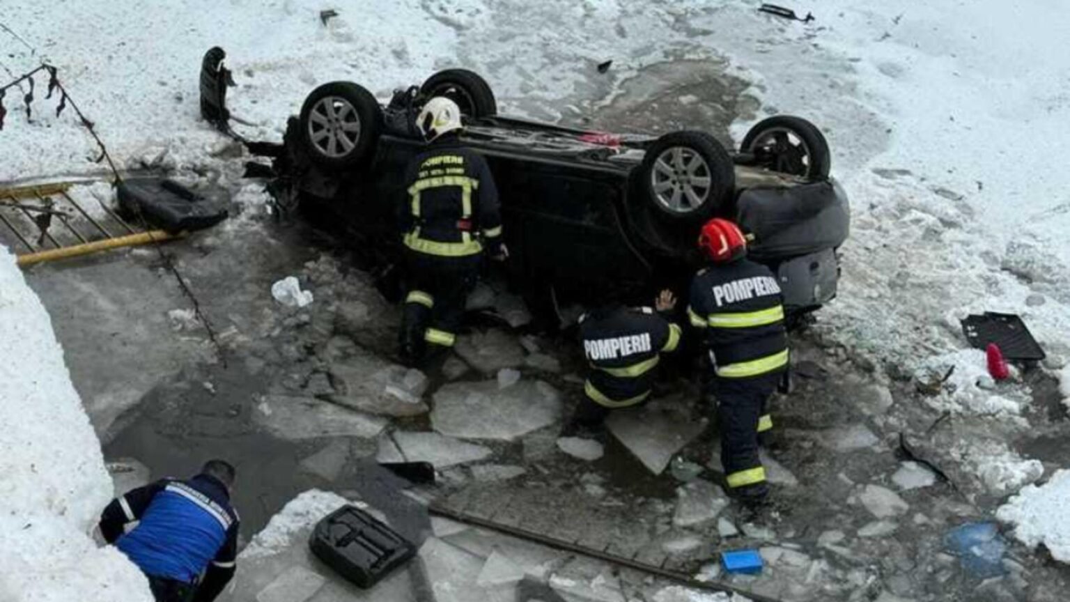 tragedie la vatra dornei un copil a murit iar mama si doi dintre frati lupta pentru viata in urma cumplitului accident 695e85245b7a9