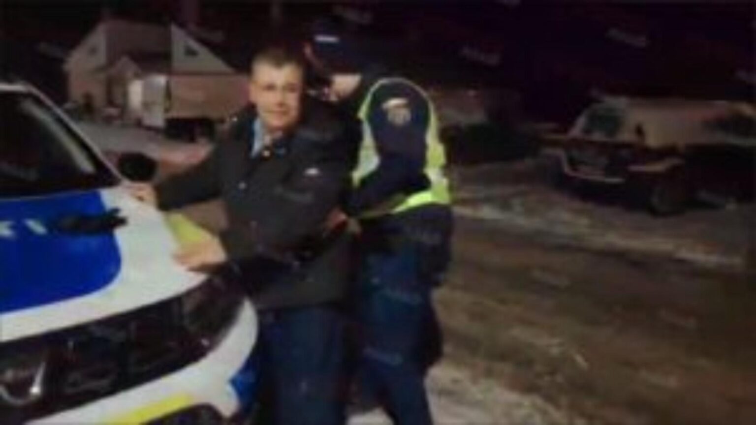 un primar din vaslui retinut de politie dupa ce a fost prins baut la volan edilul a intrat cu masina intr un sant video 6960c7ffbdaf6