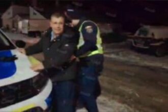 un primar din vaslui retinut de politie dupa ce a fost prins baut la volan edilul a intrat cu masina intr un sant video 6960c7ffbdaf6
