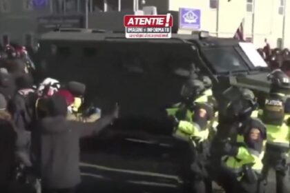 val de furie in sua un barbat a fost impuscat de agentii federali 69765490e04c6