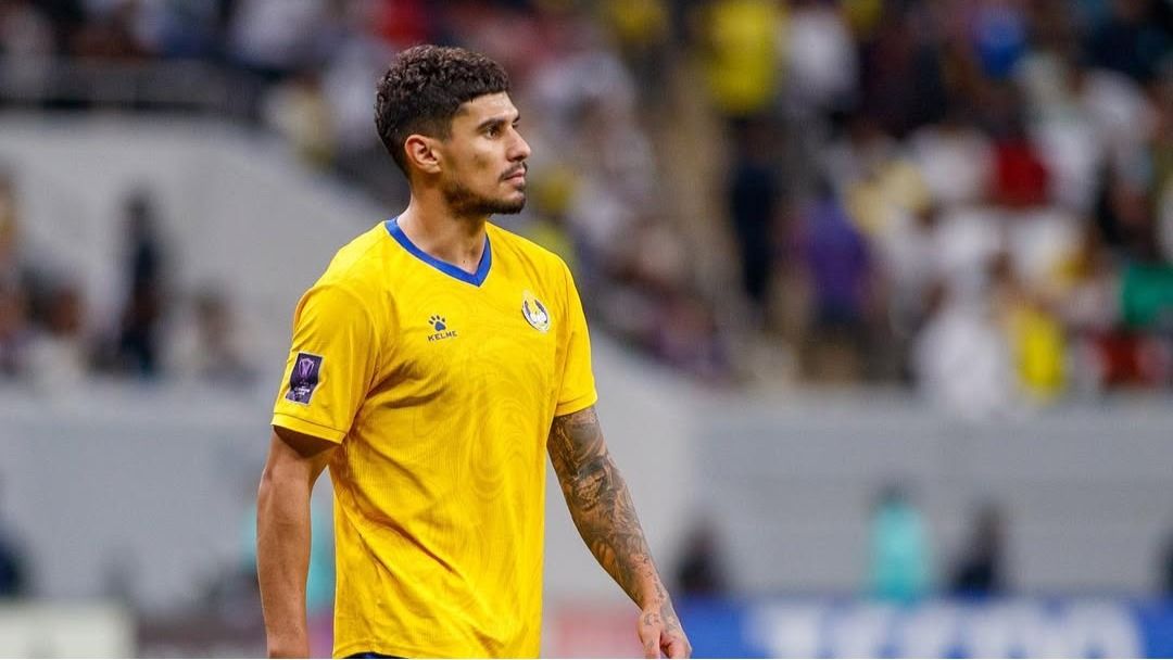 video coman fiert in mijlocul arabilor cum a fost filmat dupa pierderea supercupei cu al gharafa 6979f406ec5c4