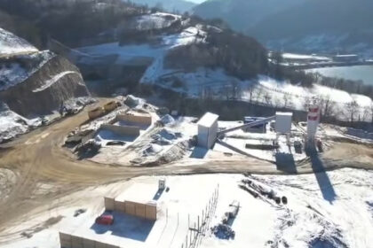 video lucrarile pe a1 sibiu pitesti avanseaza si pe timp de iarna seful cnair sapaturile in versant nu sunt impiedicate de vreme 69628ffd4d339