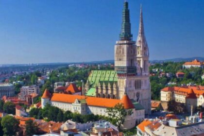 alerta cu bomba la primaria din zagreb personal evacuat primarul tomislav tomasevic amenintat 6980ab8967b26