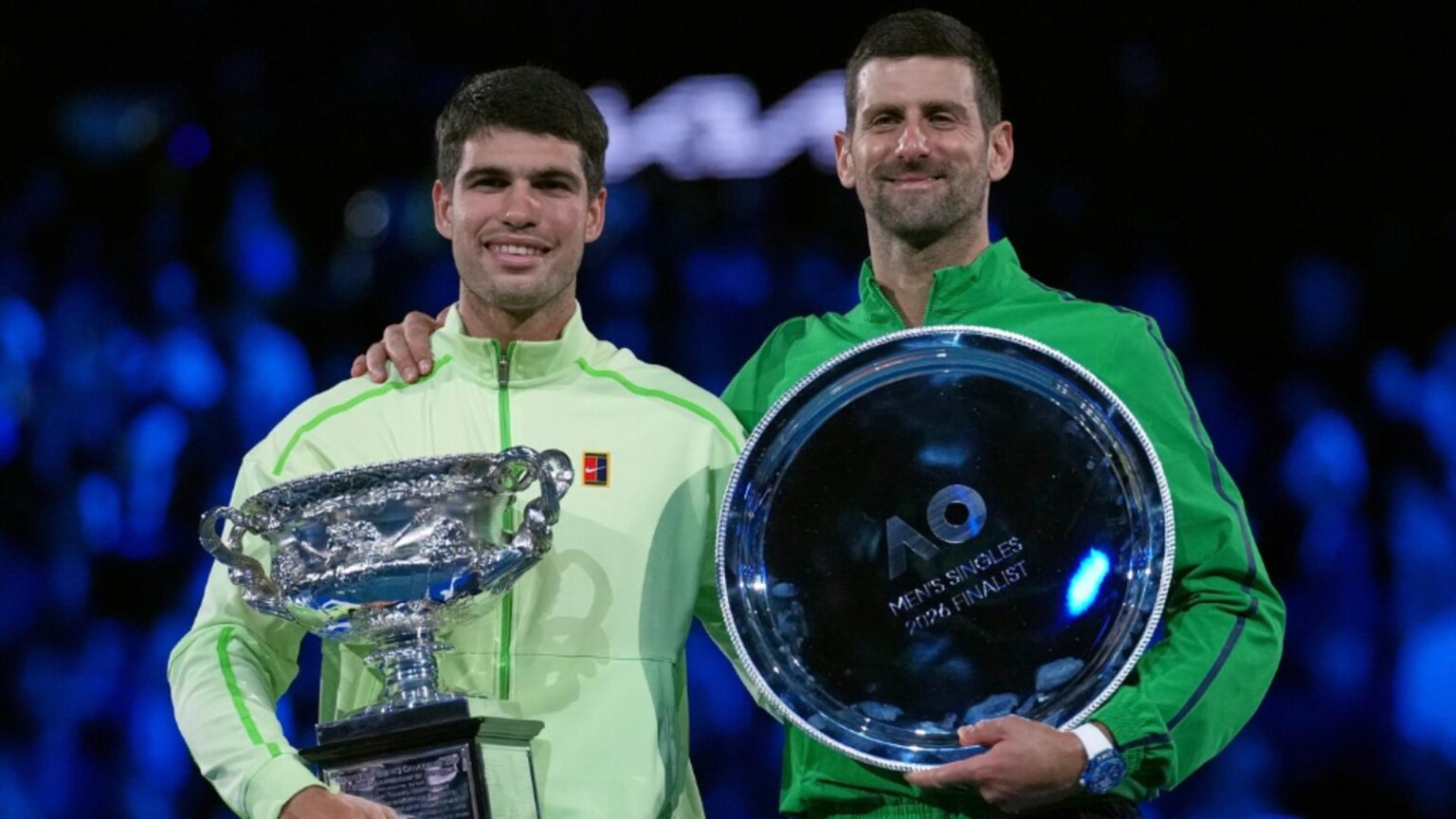 carlos alcaraz l a invins pe novak djokovic si a castigat primul sau titlu la australian open spaniolul cel mai tanar castigator al tuturor titlurilor grand slam 697f51c22bd44