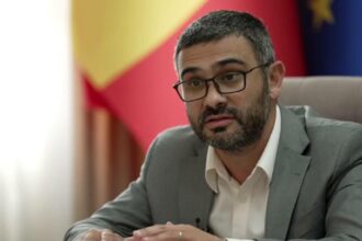 ministrul muncii ii raspunde lui ilie bolojan echilibrul bugetar nu se face pe spatele copiilor vulnerabili 6983479b83c0e