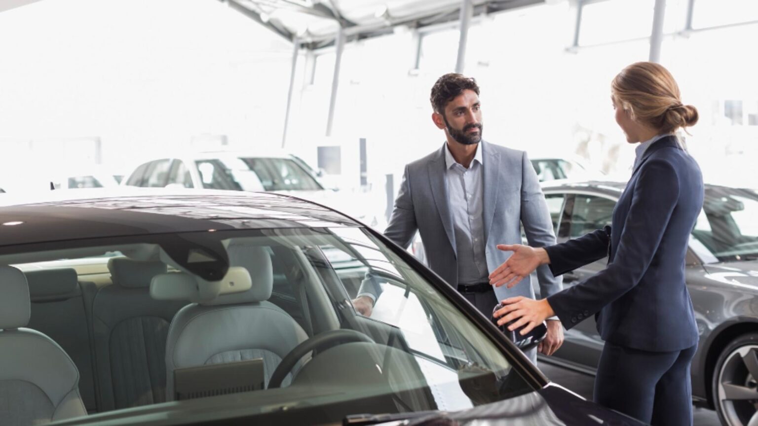 piata auto a pus frana brusca scadere de 335 in ianuarie renault depasit de un nou brand chinezesc intrat in top 10 6980b2bd134e8