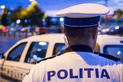 politist aflat in timpul liber atacat de un adolescent de 16 ani pe o strada din baia mare barbatul a fost transportat de urgenta la spital 6983b1fdbf9fc