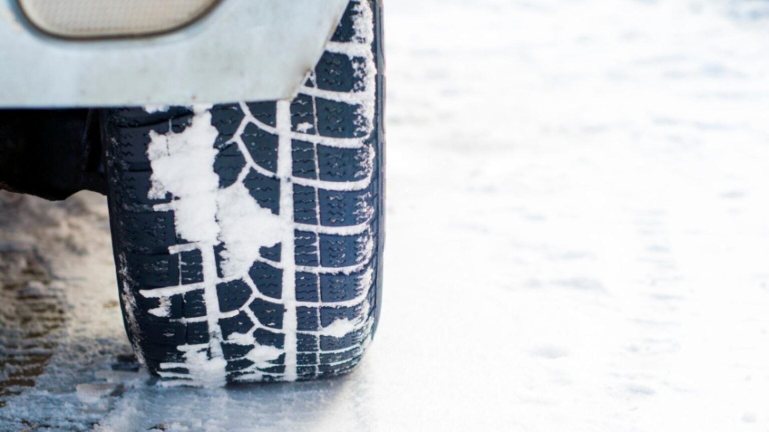 presiunea corecta in anvelope cand temperaturile scad sub 0c ce trebuie sa stie soferii pentru a conduce in siguranta iarna 697fbeb4a875d