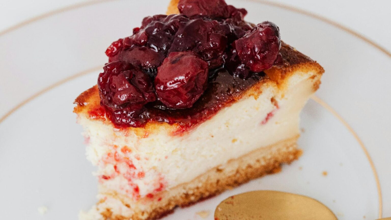 reteta de cheesecake fara coacere cu fructe de padure desertul care se prepara simplu si este un deliciu 698336cadad35