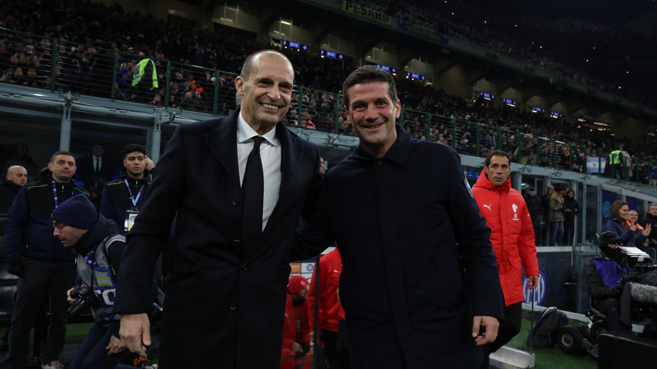 rivalul allegri se inclina in fata lui chivu il felicit face o treaba fantastica 6980a2e86fd5a