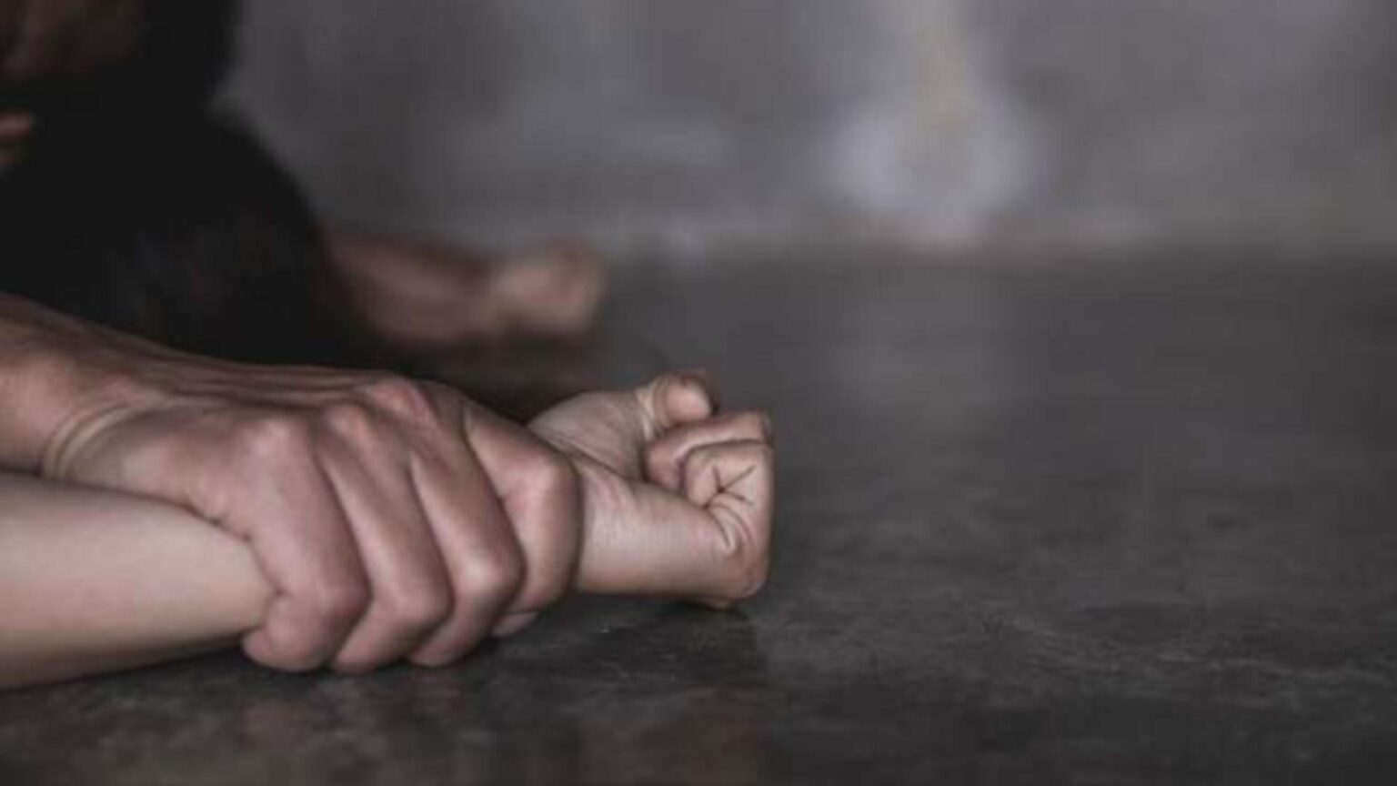 scandal de proportii in invatamantul din gorj inspector scolar vizat de o ancheta penala pentru agresiune sexuala asupra minorilor 69824db41a59e